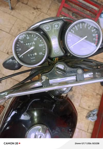 Suzuki GS 150 se 2021
