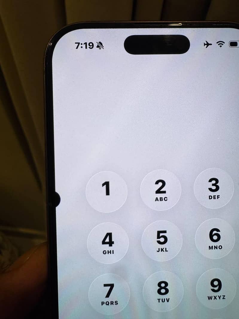 iphone 16 pro 1