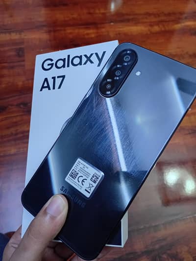 Samsung A17 (8GB RAM / 256GB Storage) – Like New