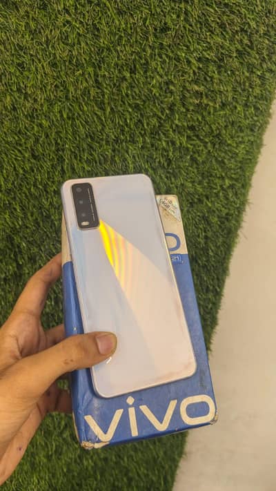 Vivo y20