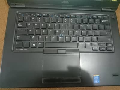 Dell latitude 5450 core i7 5th generation 8gb RAM 256 SSD 2gb graphic