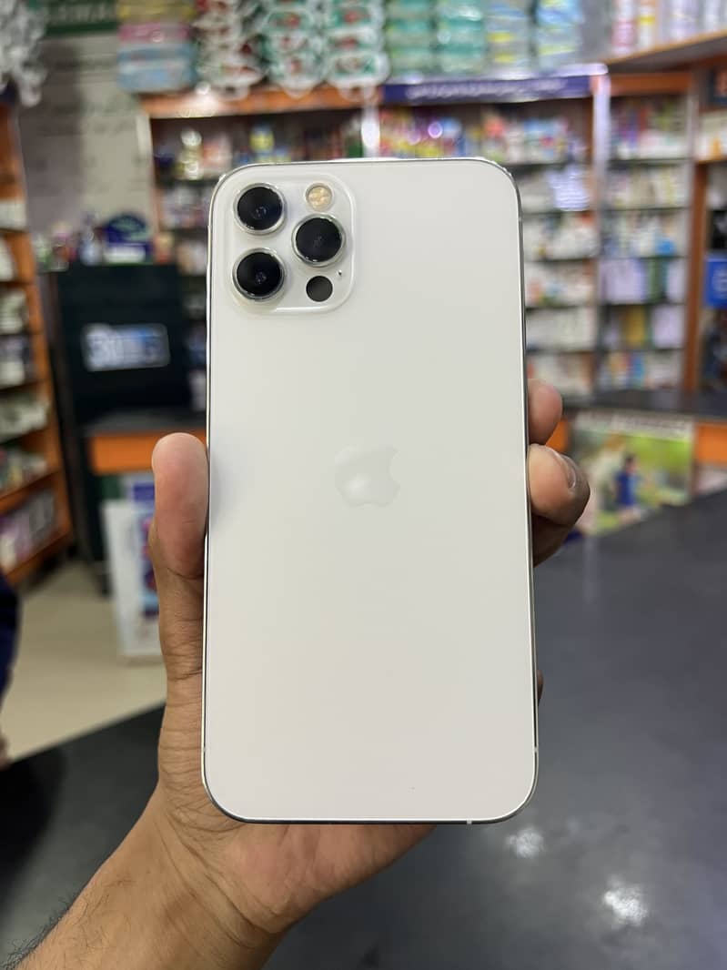 Apple IPhone 1