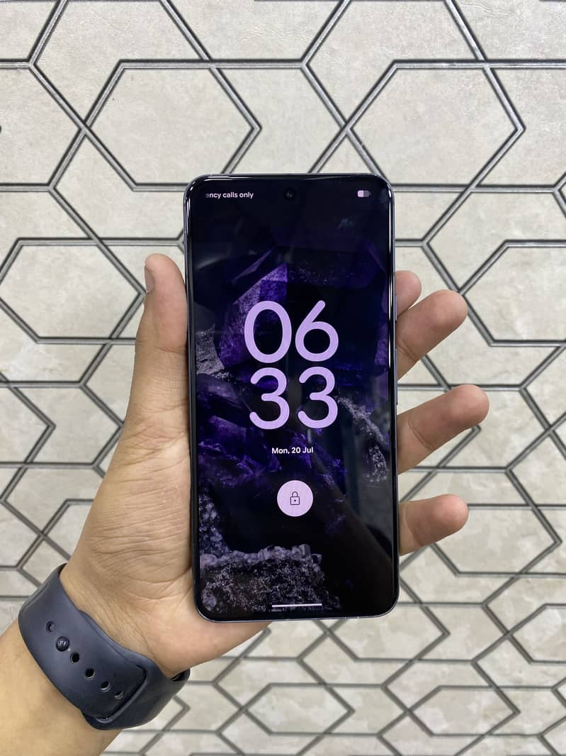 Google Pixel 8 1