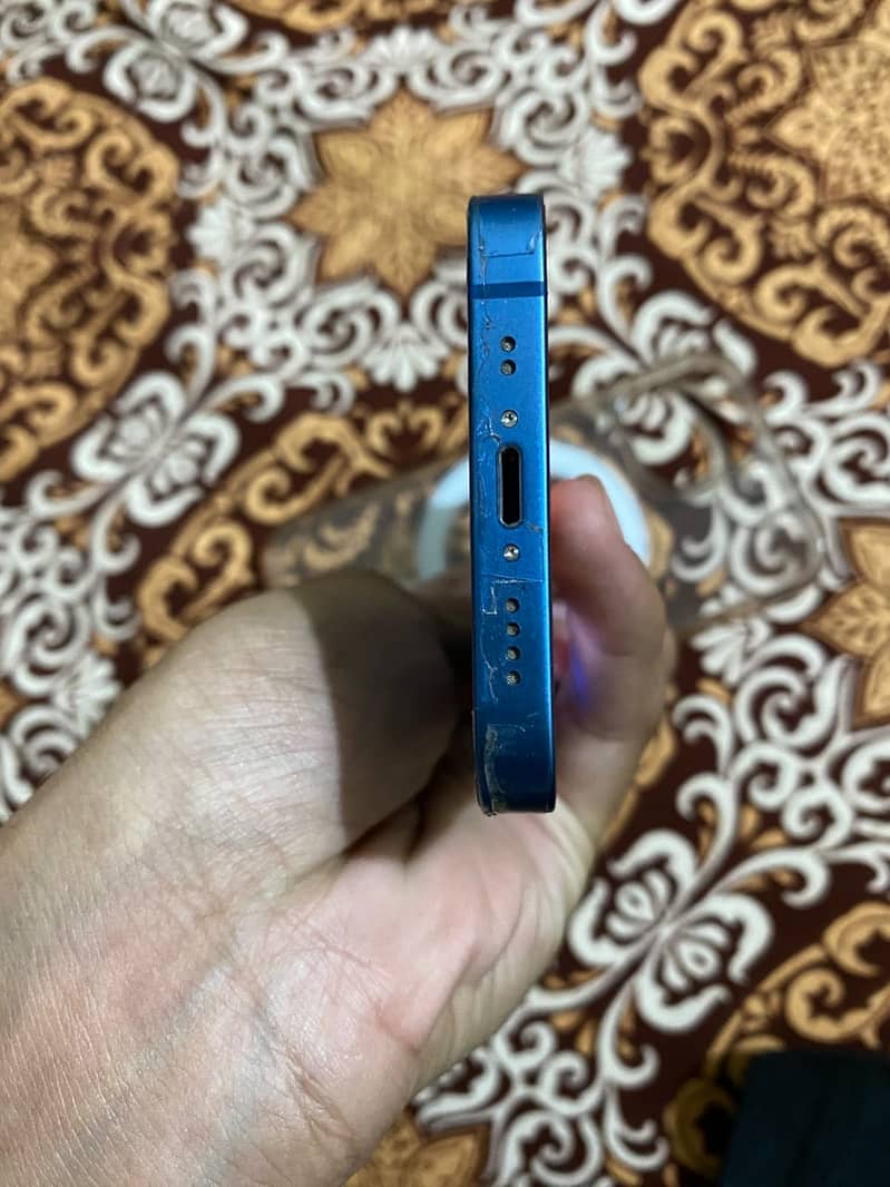 Apple iPhone 13 mini 3