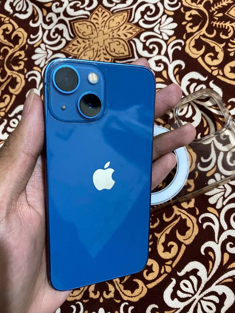 Apple iPhone 13 mini 0