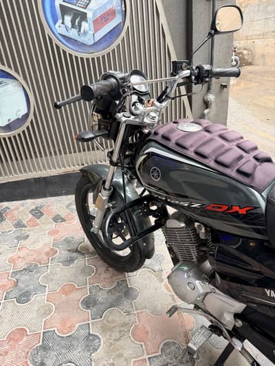 Yamaha YB 125Z-DX 2025 Model for sale in brand new condition.
