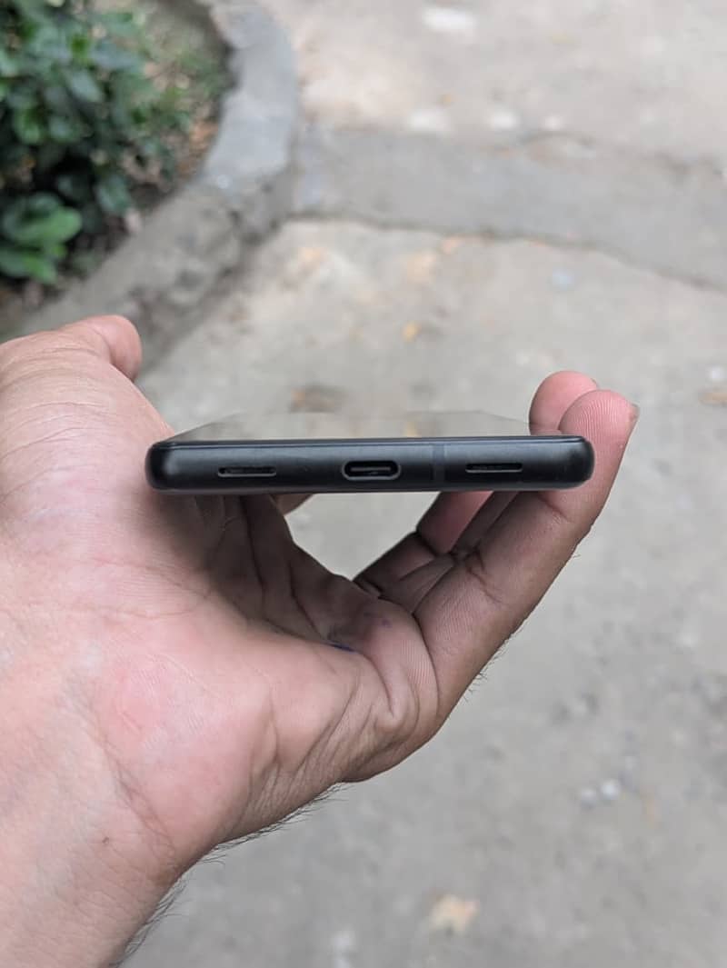 Google Pixel 6a 3
