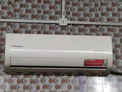 Dawlance AC urgent sale