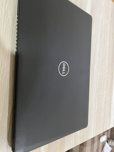 Dell Latitude 3580 | i7 7th Gen | 16GB RAM | 256GB SSD | 2GB GC