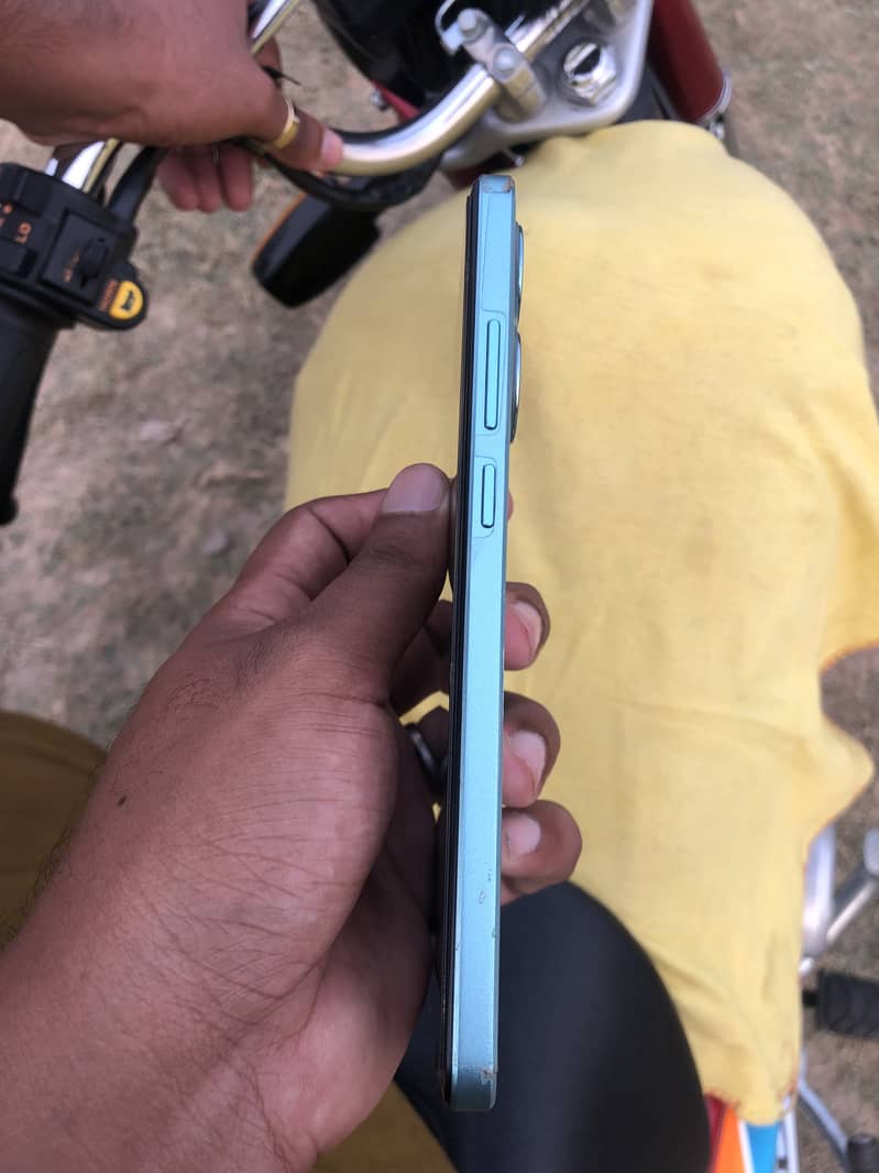 Oppo A78 9