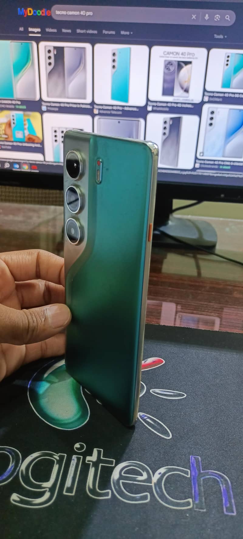 Tecno CAMON 40 Pro 4
