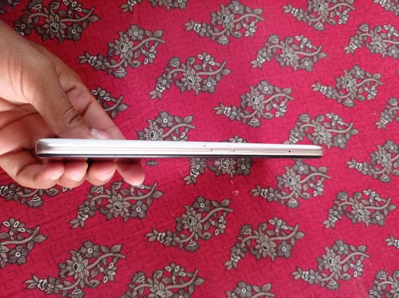 OPPO A5 1