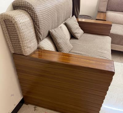 Sofa set