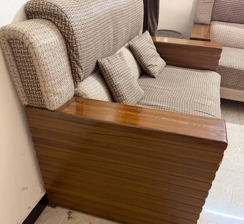 Sofa set 0