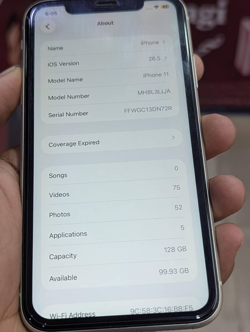 Apple iPhone 11 3
