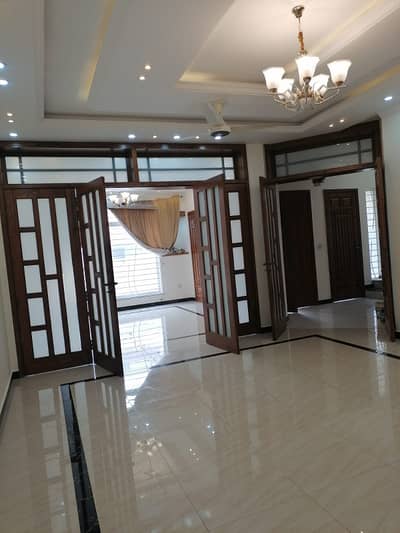 10 marla house for rent