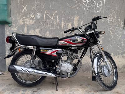 Honda CG 125 2024-2025 Karachi Number