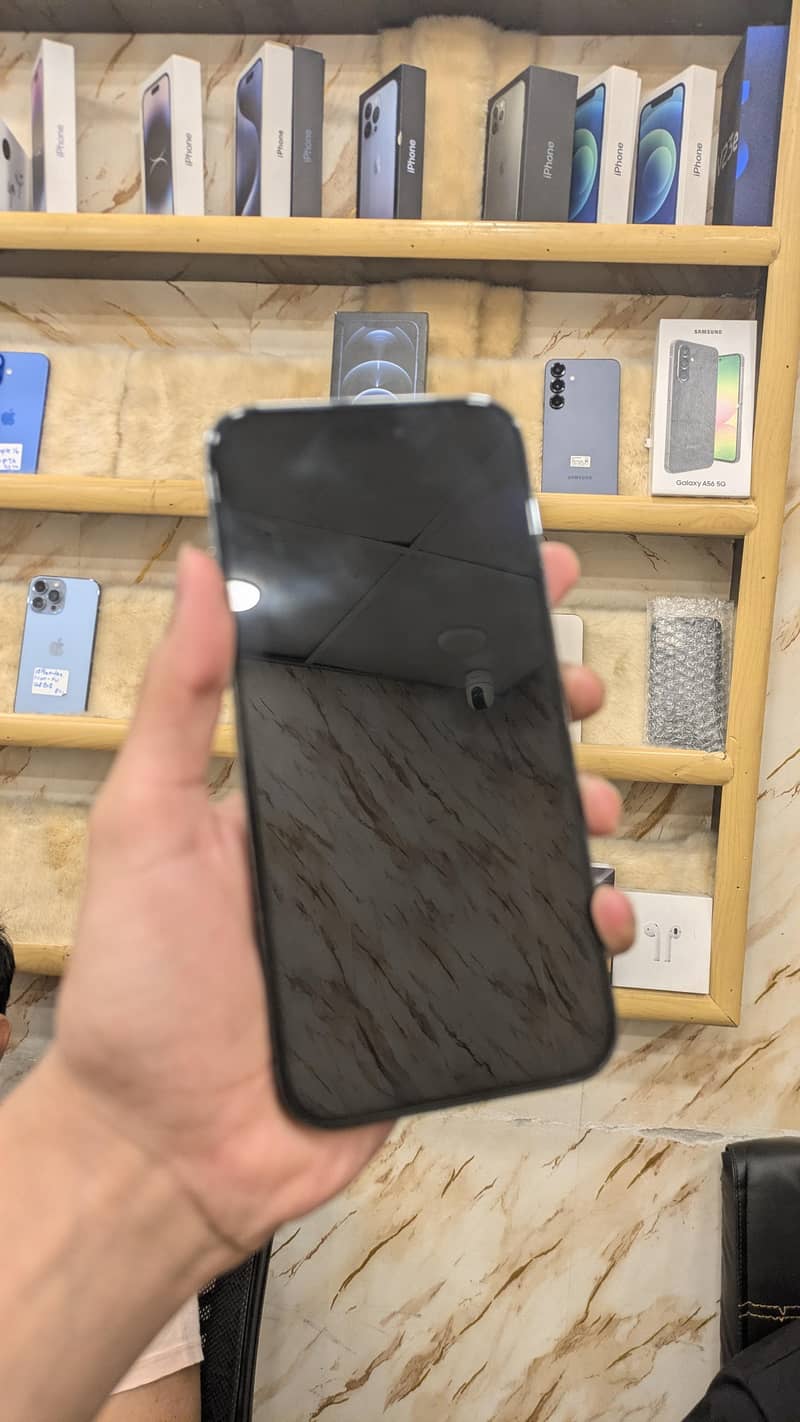 Apple iPhone 14 Pro Max 5