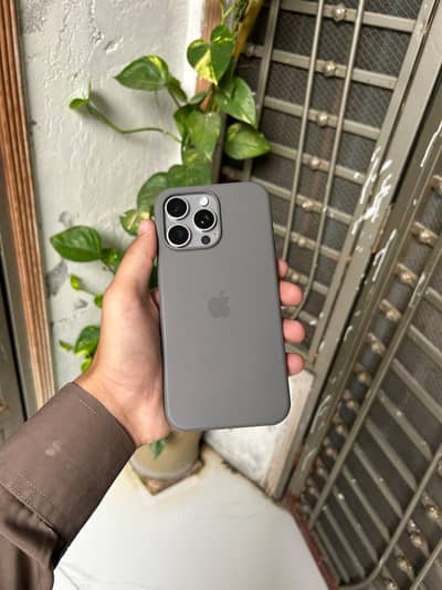 Apple iPhone 15 Pro Max