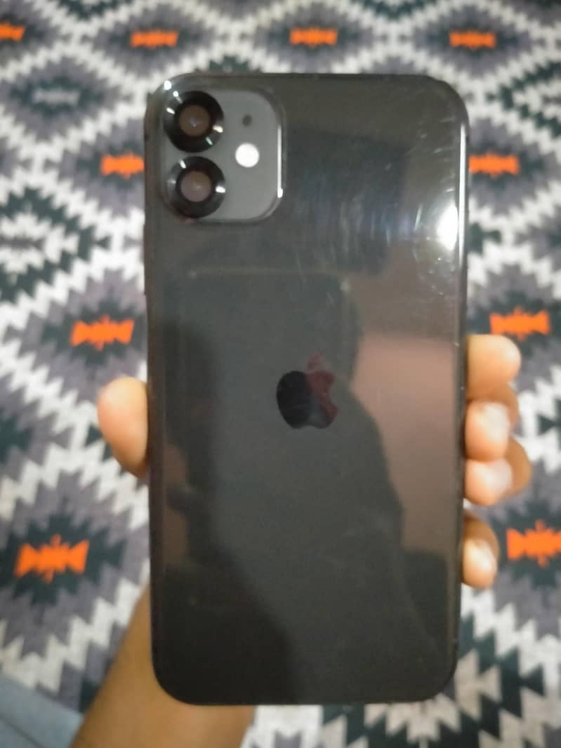 Apple iPhone 11 0