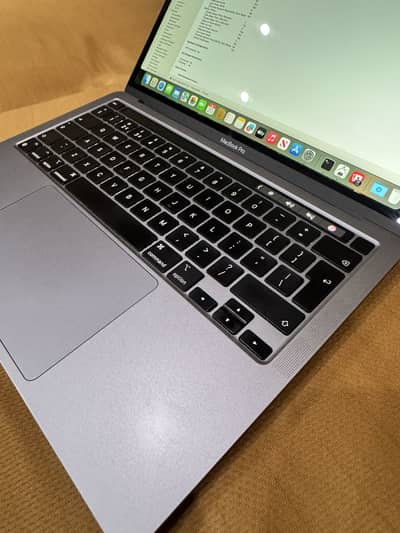 Macbook pro m1 16/1Tb