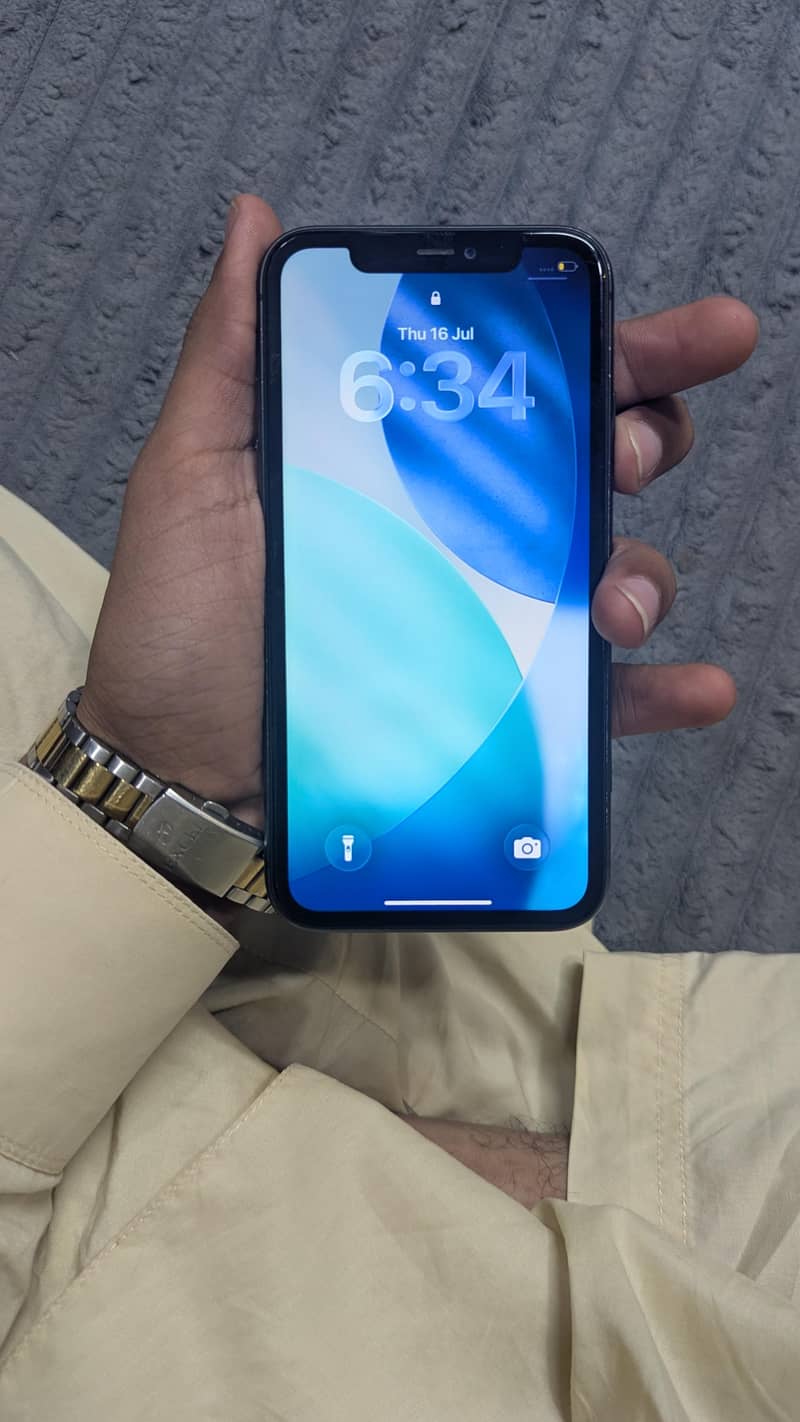 Apple iPhone 11 1