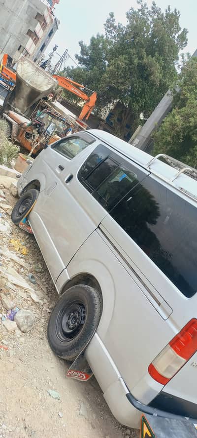 Hiace grand cabin 214