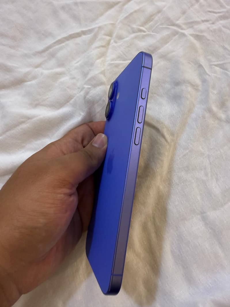 Apple iPhone 16 Plus 3