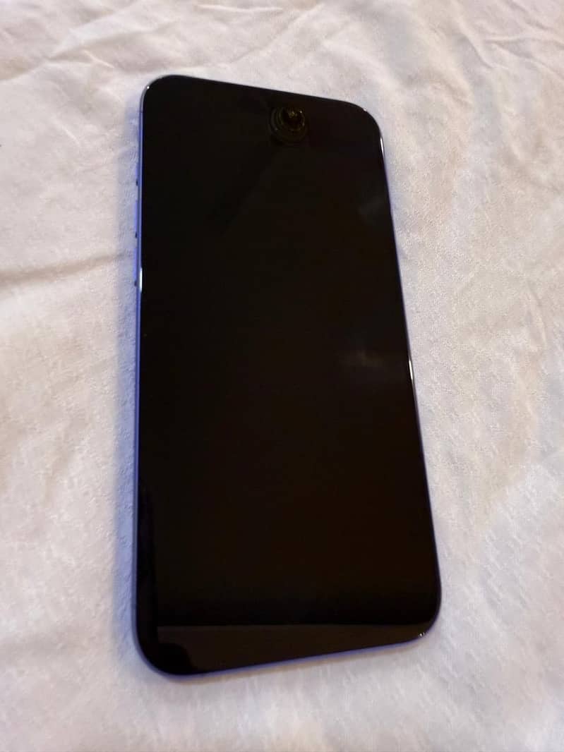 Apple iPhone 16 Plus 5