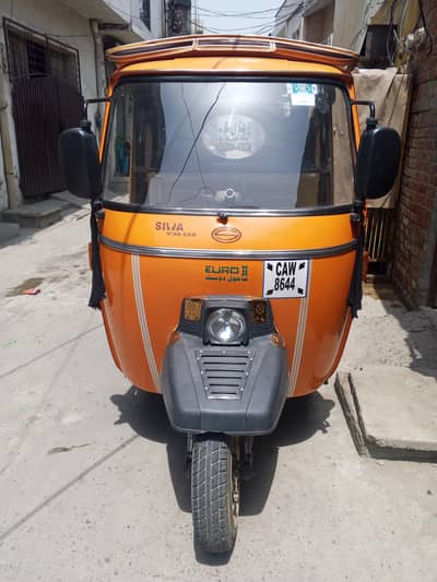 Siwa Auto Rickshaw with low mileage