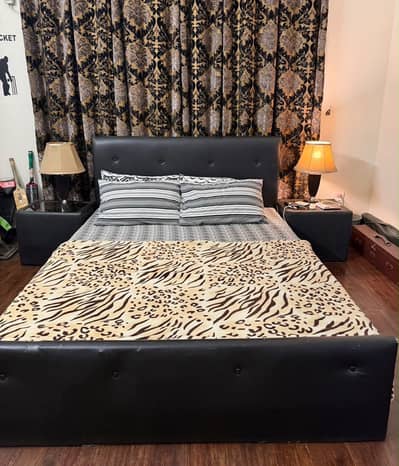 Black leather bed