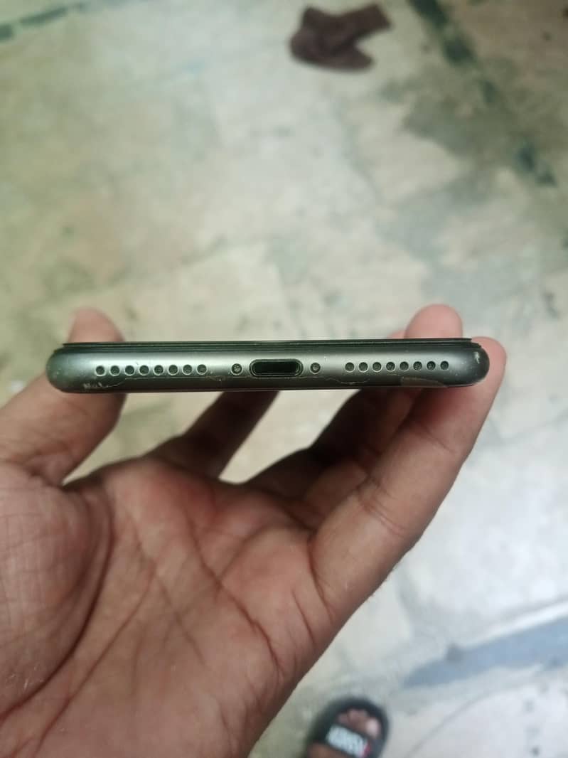 Apple iPhone 8 Plus 03238861053 3