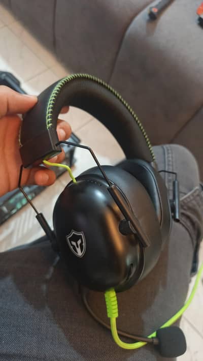 Gaming headphones Very good quality working all fine
