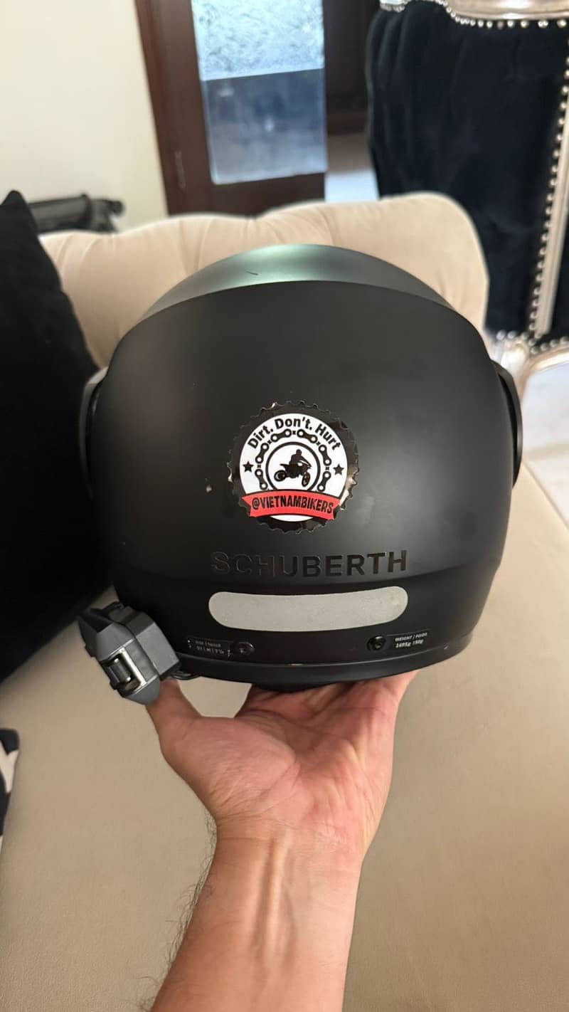 Schuberth E1 Matt Black 3