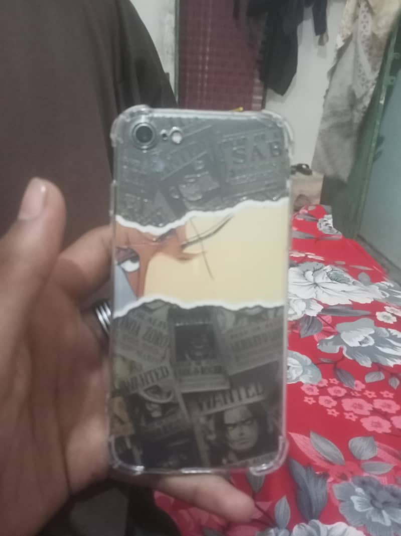 Apple iPhone 7 3