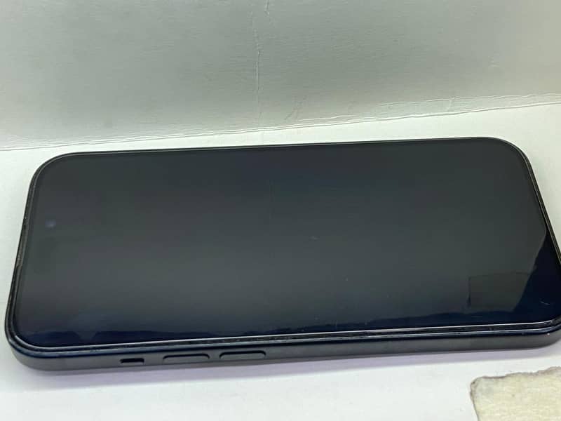 Apple iPhone 15 2