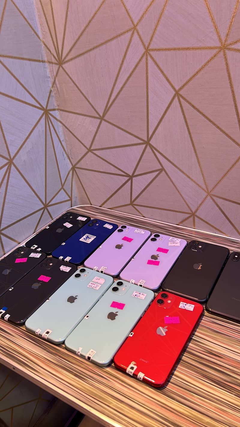 Apple iPhone 11 4
