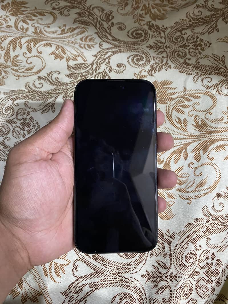Apple iPhone 15 Pro 0