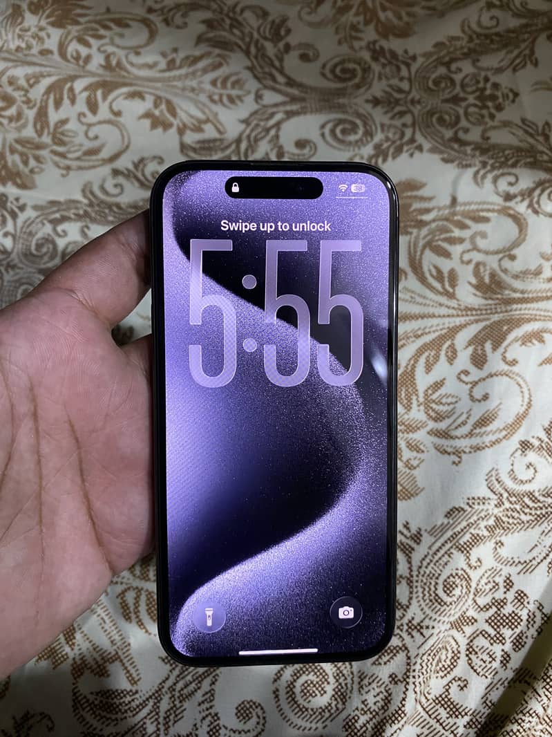 Apple iPhone 15 Pro 1