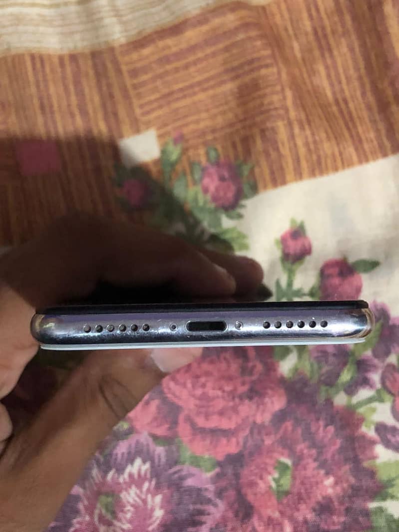 Apple iPhone X 9