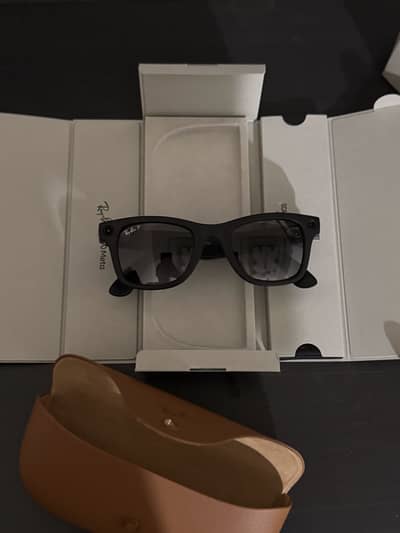 Rayban Meta Wayfarer gen 2 matte polarised