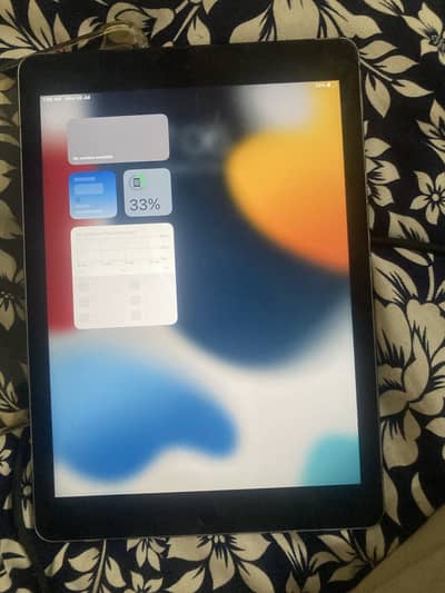 Ipad Air 2 / Sim working all okay