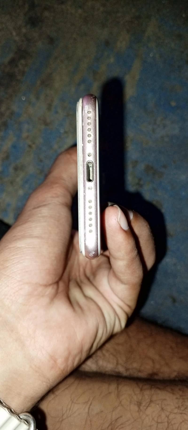Apple iPhone 7 3