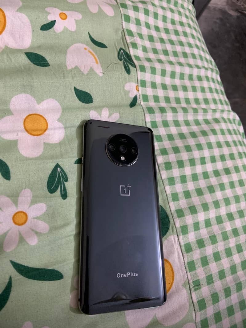 One Plus 7T 5