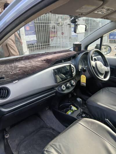 Toyota Vitz 2012