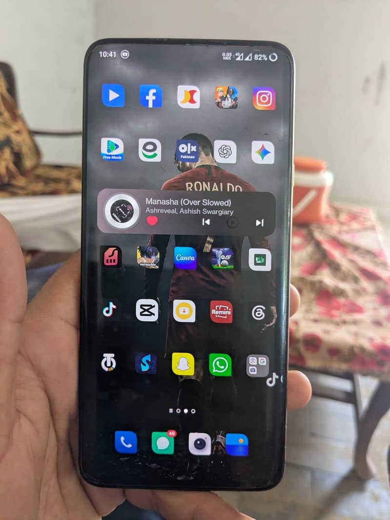 One Plus 7 Pro 5