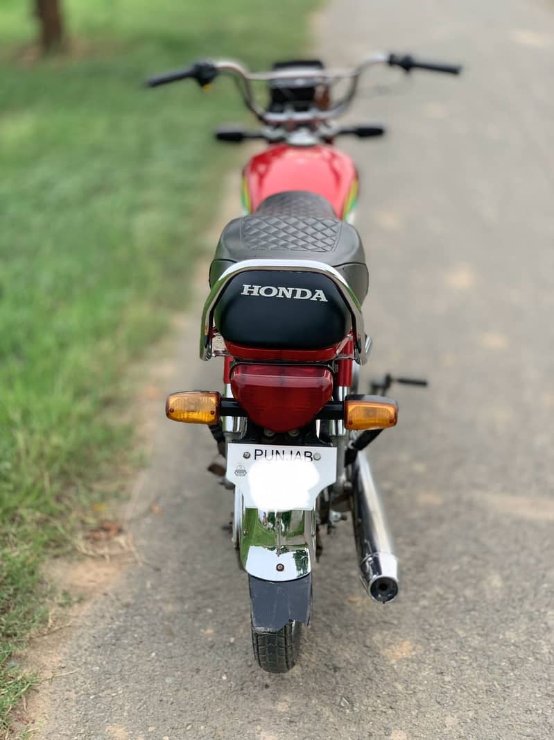 22 Model CD 70 3