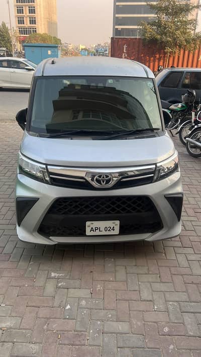 Toyota Roomy 2022