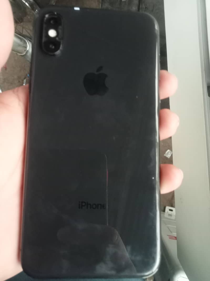 Apple iPhone XS 1