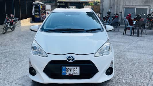 Toyota Aqua 2015